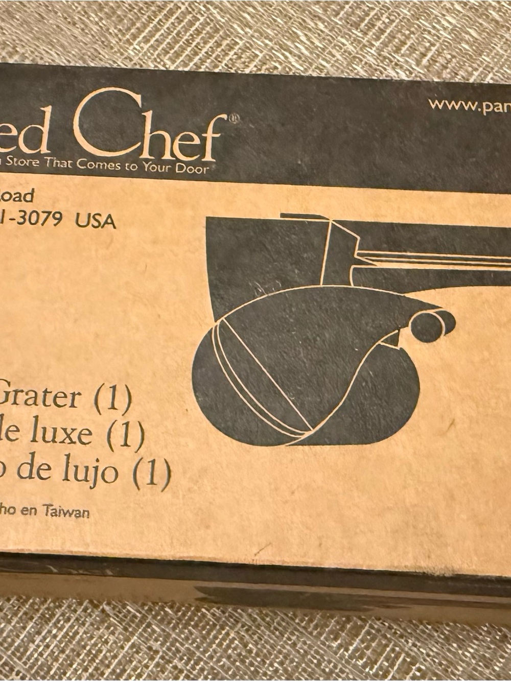 Pampered Chef deluxe Cheese Grater- brand new in box